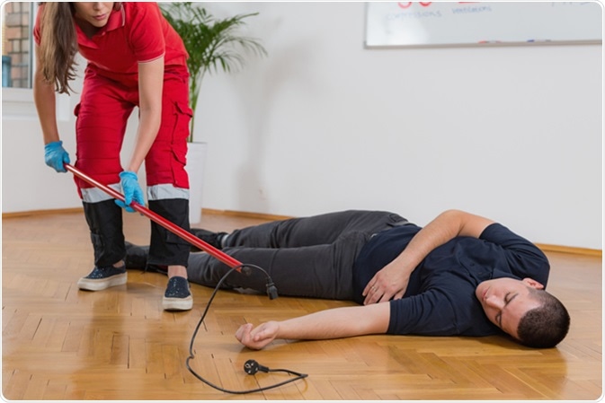 How to Deal with a Victim of Electric Shock