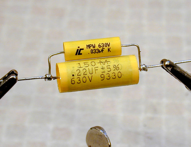 Capacitors in Parallel