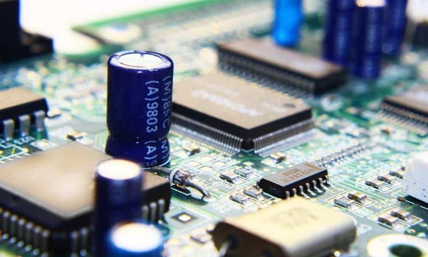 10 Must-Know Electronic Components and Their Uses 🔧⚡